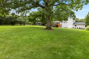 716 Woodland Hills Rd, Batavia, IL 60510 - Photo 25