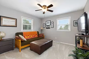 716 Woodland Hills Rd, Batavia, IL 60510 - Photo 17