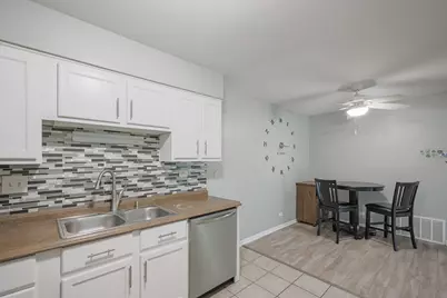 625 Derry Court #1A, Schaumburg, IL 60193 - Photo 7