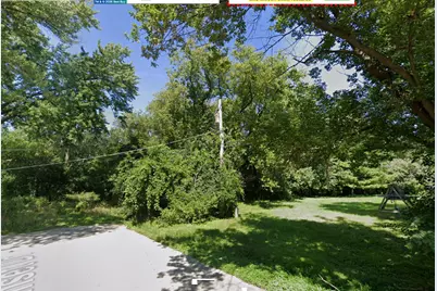 8724 Hillcrest Avenue, Crystal Lake, IL 60014 - Photo 3