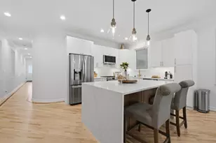 2221 N Hoyne Ave, Chicago, IL 60647 - Photo 7