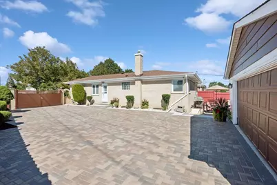 9121 Harlem Avenue, Morton Grove, IL 60053 - Photo 19
