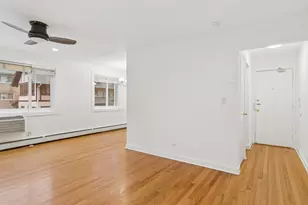820 Seward St, Evanston, IL 60202 - Photo 3