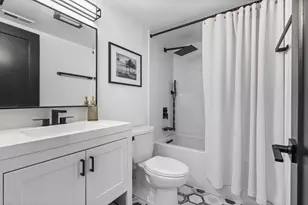 2614 N Clybourn Ave, Chicago, IL 60614 - Photo 11