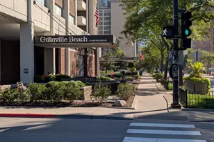 6171 N Sheridan Rd, Chicago, IL 60660 - Photo 1