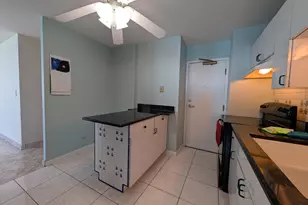 6171 N Sheridan Rd, Chicago, IL 60660 - Photo 9