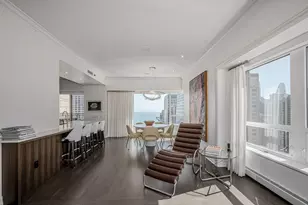 800 N Michigan Ave, Chicago, IL 60611 - Photo 25