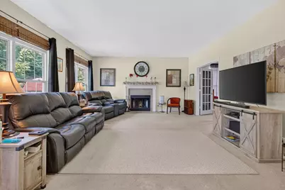 215 Edgewood Drive, Minooka, IL 60447 - Photo 15