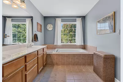 215 Edgewood Drive, Minooka, IL 60447 - Photo 23