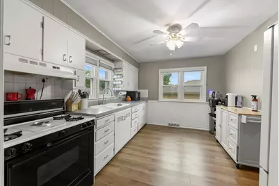 1207 Oregon Street, Joliet, IL 60435 - Photo 9