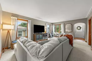 1207 Oregon St, Joliet, IL 60435 - Photo 5