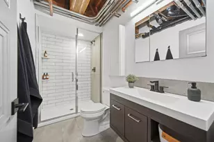 331 S Peoria St, Chicago, IL 60607 - Photo 11