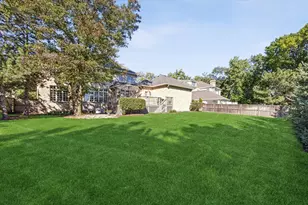 753 Wilson Ln, Hinsdale, IL 60521 - Photo 35