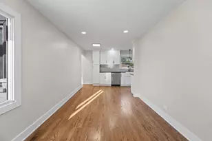 160 Lancaster Ln, Des Plaines, IL 60018 - Photo 3