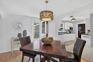 638 Moore St, Ottawa, IL 61350 - Photo 7