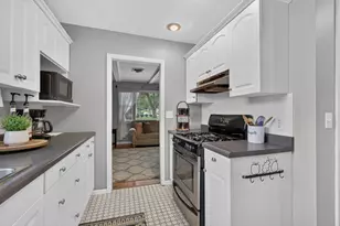 638 Moore St, Ottawa, IL 61350 - Photo 5