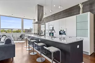 1750 N Clybourn Ave, Chicago, IL 60614 - Photo 3