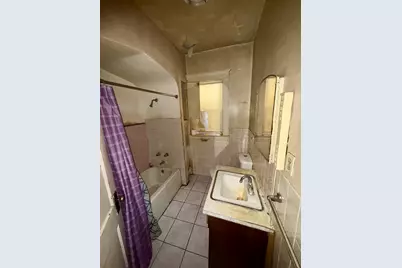 564 E Cass Street, Joliet, IL 60432 - Photo 9