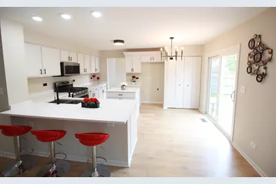 26918 W Locust Road, Channahon, IL 60410 - Photo 3
