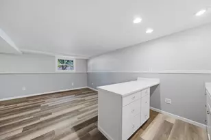 863 Pleasant St, Woodstock, IL 60098 - Photo 25