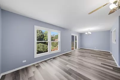 863 Pleasant Street, Woodstock, IL 60098 - Photo 9