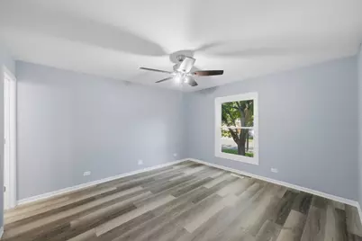 863 Pleasant Street, Woodstock, IL 60098 - Photo 15