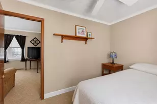 105 Edgewood Ave, Crystal Lake, IL 60014 - Photo 9