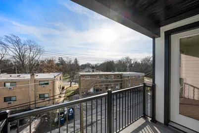 27 W Park Boulevard #308, Villa Park, IL 60181 - Photo 11