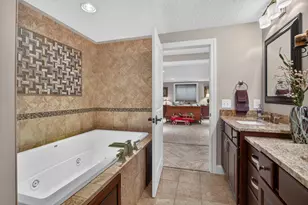 10 Bay Hill Dr, Coal Valley, IL 61240 - Photo 57
