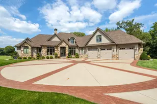 10 Bay Hill Dr, Coal Valley, IL 61240 - Photo 9