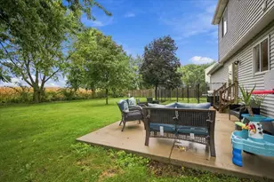 1419 Chestnut Ct, Yorkville, IL 60560 - Photo 7