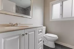 5224 Arlington Cir, Hanover Park, IL 60133 - Photo 23
