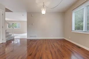 5224 Arlington Cir, Hanover Park, IL 60133 - Photo 7
