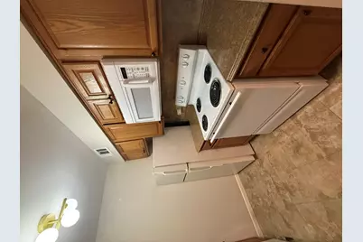 6176 Knoll Lane Court #202, Willowbrook, IL 60527 - Photo 33