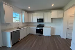 2413 Semillon St, Oswego, IL 60543 - Photo 3