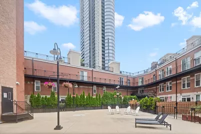 360 W Illinois Street #4E, Chicago, IL 60654 - Photo 19
