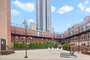 360 W Illinois St, Chicago, IL 60654 - Photo 19