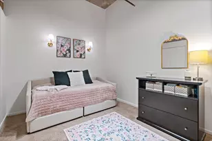 360 W Illinois St, Chicago, IL 60654 - Photo 13