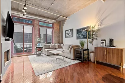 360 W Illinois Street #4E, Chicago, IL 60654 - Photo 7
