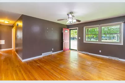 303 Hough Drive, Machesney Park, IL 61115 - Photo 9