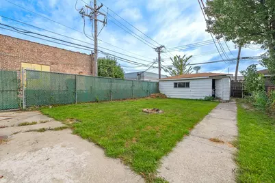 2343 N Parkside Avenue, Chicago, IL 60639 - Photo 27