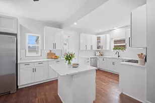 3947 N Neva Ave, Chicago, IL 60634 - Photo 5