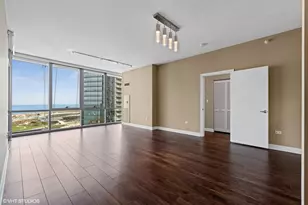 1201 S Prairie Ave, Chicago, IL 60605 - Photo 3