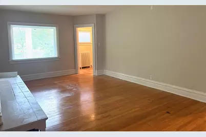 322 College Avenue #2, Dekalb, IL 60115 - Photo 9