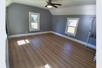 304 SE 3rd Avenue, Galva, IL 61434 - Photo 35