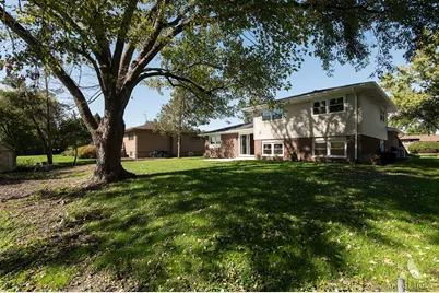 11226 S Deerpath Lane, Palos Hills, IL 60465 - Photo 39