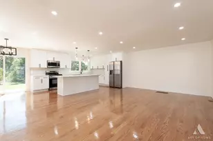 11226 S Deerpath Ln, Palos Hills, IL 60465 - Photo 7