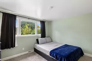 1233 N Lake Shore Dr, Round Lake Beach, IL 60073 - Photo 11