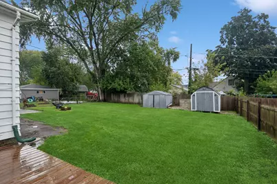 1233 N Lake Shore Drive, Round Lake Beach, IL 60073 - Photo 17