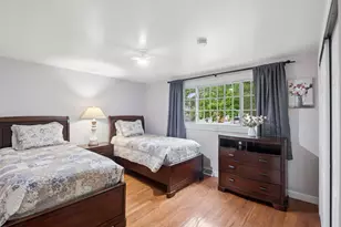 1233 N Lake Shore Dr, Round Lake Beach, IL 60073 - Photo 9